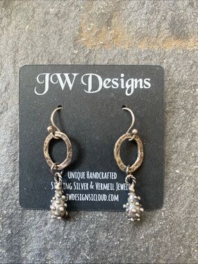 JW Designs Textured Sterling Silver Hammered Hoop Drop Earrings in Silver